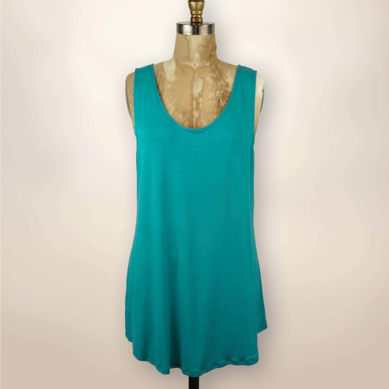 Umeko-Top estampado para mujer camiseta de camuflaje estilo informa.. Umeko-Top estampado para mujer camiseta de camuflaje estilo informa..